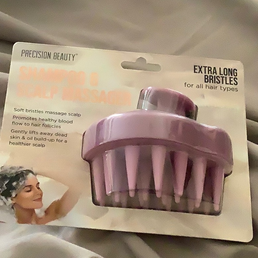 PRECISION BEAUTY
SHAMPOO S
SCALP MASSAGER - Picture 2 of 4